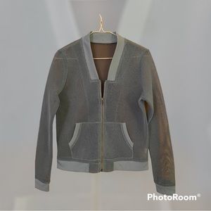 🏳️‍🌈 2/$15 Mesh powder blue boat jacket.